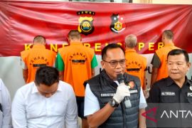 Polda Jambi tangkap empat orang pelaku pemalsuan BBM