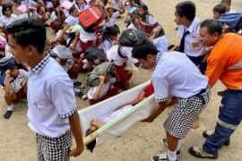 Siswa SD di lingkar tambang Halmahera diberi edukasi kebencanaan