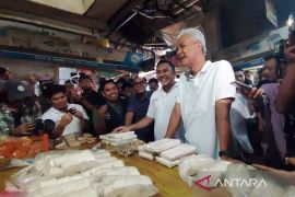 Ganjar harap pedagang kedelai dan pengrajin tahu-tempe diperhatikan