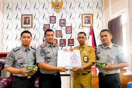 Rutan Situbondo terima sertifikat halal produk olahan pangan WBP