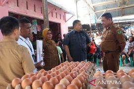 Pemkab Tapsel gelar pasar murah jelang Natal-Tahun Baru