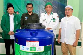 Produsen AMDK komitmen atasi krisis air bersih