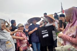 Bertemu nelayan Bengkulu, Anies janji bangun tempat pengolahan ikan