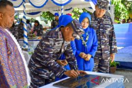 Tingatkan ekonomi warga, Lantamal IX Ambon buat Kampung Bahari Nusantara di SBB