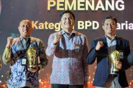 Bank Kalsel Syariah mendapat predikat  pembiayaan daerah terbaik  2023