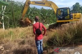 Ketua komisi III DPRD Kotabaru realisasikan harapan konstituen