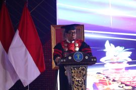 Menkumham Yasonna lantik wisudawan Poltekip/Poltekim