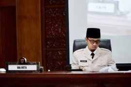 Wali Kota dan Pemkot Bukittinggi raih penghargaan Top Digital Award