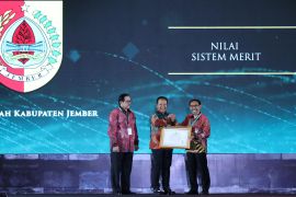 Bupati Jember raih Anugerah Meritokrasi 2023 bukti birokrasi ASN berjaya