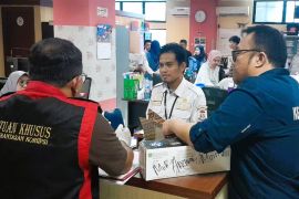 Penyidik Kejari Makassar menggeledah Balai Kota terkait dugaan korupsi