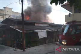 Petak kuliner di pasar Klandasan Balikpapan terbakar