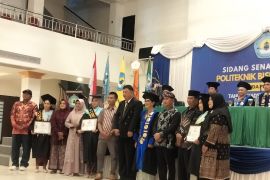 Politeknik Bisnis Kaltara Wisuda Periode Ketiga Tahun Akademik 2022/2023