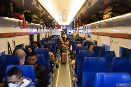 Daop 8 belum terima regulasi protokol kesehatan di KA dari Kemenhub