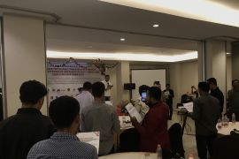 Bawaslu Maluku gandeng Ormas OKP dan BEM deklarasi awasi  pemilu