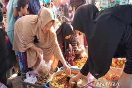 Harga cabai di Kolaka tembus angka Rp150 ribu per kilogram