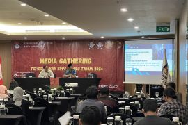 KPU Surabaya tetapkan batas usia tahun pendaftar KPPS Pemilu 2024