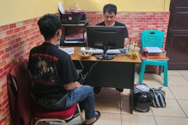 Polisi tangkap seorang pemuda tersangka penganiaya remaja dengan senjata tajam