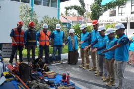 Jelang Natal dan Tahun Baru, 1.359 personil PLN siaga amankan listrik Sumbar