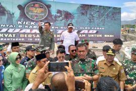 KSAD gelar aksi bersih-bersih sampah di Pantai Seruni Bantaeng