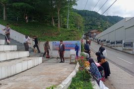 Japfa aksi bersih sampah di kawasan Danau Toba