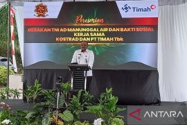 Pj Gubernur: Program TNI AD Manunggal Air atasi krisis air bersih di Babel