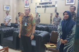 Pemkot Tasikmalaya raih Predikat Zona Hijau Kepatuhan Penyelenggaraan Pelayanan Publik 2023