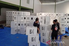 KPU Samarinda percepat perakitan kotak suara