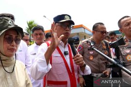 Menhub tinjau persiapan Pelabuhan Ketapang  jelang libur Natal
