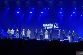 Nanon Korapat unjuk lagu barunya di Jakarta