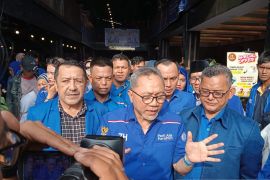 Zulkfli Hasan ajak simpatisan - pendukung hadirkan pemilu gembira