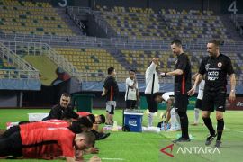 Pelatih fisik Persija menyiapkan latihan gembleng tim pascalibur