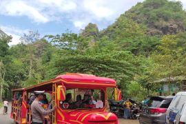 Polres Trenggalek larang operasional kereta kelinci di jalan raya