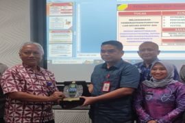 Satgas Saber Pungli Tanah Bumbu kaji tiru ke Surabaya