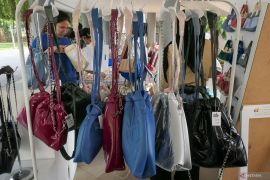 Kemenkop UKM perkuat UMKM lewat promosi di infrastruktur publik