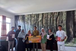 UI berikan edukasi UMKM Bogor tentang teknis medsos digital