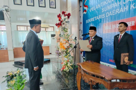 Pj Bupati Pidie lantik Sekda baru, ditugaskan untuk sukseskan Pemilu