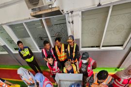 Pabrik AQUA Tanggamus produksi minuman kemasan dari sumber air pegunungan