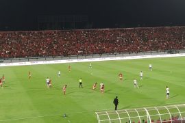 Bali United lawan Persib Bandung bermain seri 0-0
