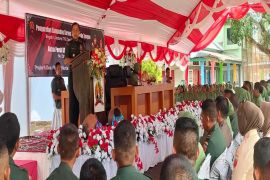 Danrem 142/Tatag instruksikan Babinsa asah kemampuan pengetahuan teknologi