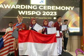 Siswa SMAN 7 Sarolangun raih juara II internasional WISPO