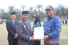 325 CPNS Pemkab Palas terima SK PNS