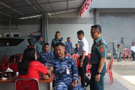 63 orang  donor darah menyambut HUT ke-18  Bakamla RI  di Maluku