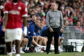 Nottingham Forest resmi pecat pelatih Cooper dan disebut sedang dekati Nuno