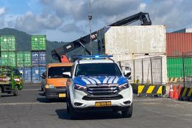 Polda Maluku kawal distribusi surat suara presiden ke tiga kabupaten