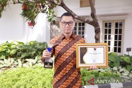 PLN raih predikat Badan Publik "Informatif" dalam Anugerah Keterbukaan Informasi Publik 2023