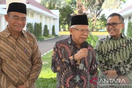 Wapres Ma'ruf: Kalau becak masuk jalan tol malah kalang kabut