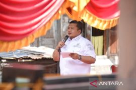 Bupati Tapsel tekankan pentingnya saling menghargai demi menjaga kerukunan beragama