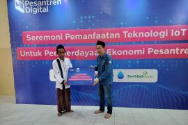 Perusahaan telekomunikasi terapkan solusi IoT di pesantren