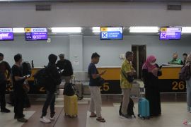 Kemarin, erupsi Gunung Marapi hingga peringatan Hari Ibu