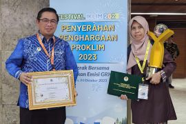 Bank Kalsel antarkan RW02 Sungai Miai raih Proklim Lestari